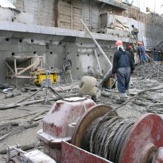 Демонтаж монолитных стен толщиной 950 мм